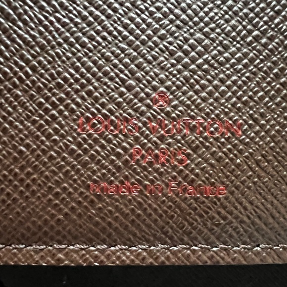 Great Condition Louis Vuitton Checkbook Wallet - Picture 6 of 13